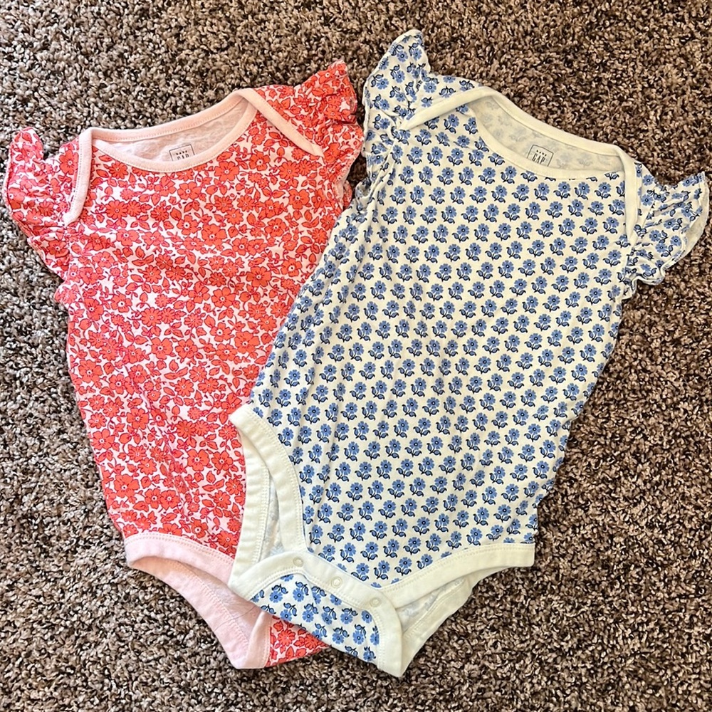 Baby Gap Onesie Bundle